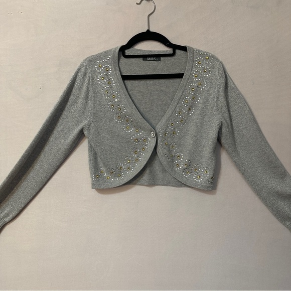 Wanko  Gray Knit Shrug with Beaded V-Neck (S/M) - Picture 1 of 12